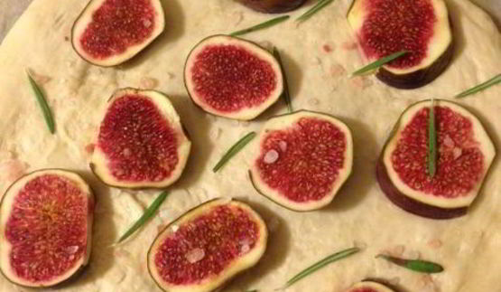 фокачча с инжиром