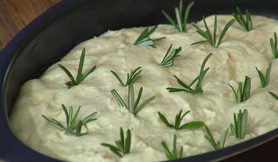 фокачча с медом и розмарином