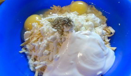 лепешка с сыром и зеленью