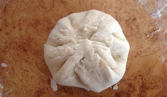 лепешки на минеральной воде с зеленью и сыром