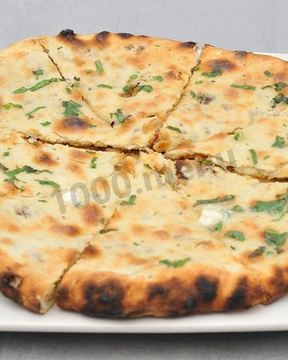 Лобиани с фасолью по-грузински