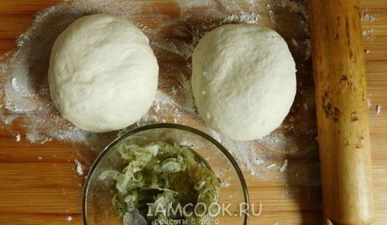 луковая лепешка в духовке