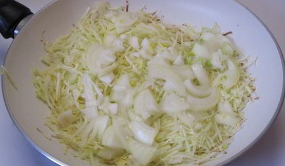 постные лепешки с капустой