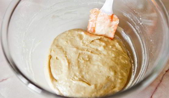 банановые маффины с клубникой