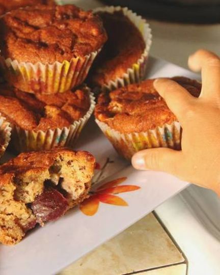 Рецепт безглютеновых карамельных маффинов со сливами