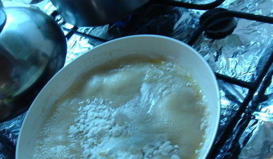 куриные маффины с грибами и винным соусом