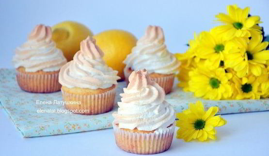 лимонные маффины с курдом и меренгой