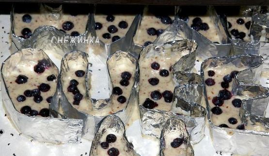 маффины с черникой и миндалем