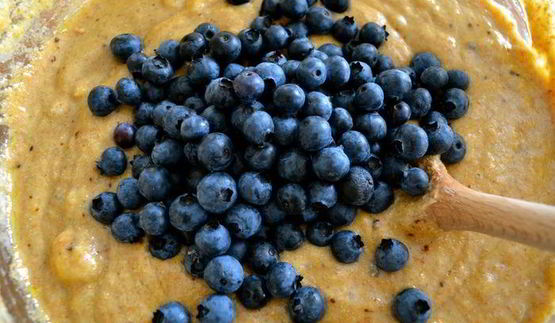 маффины здоровье с цельнозерновой мукой и черникой