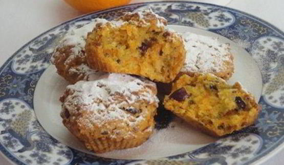 морковно-апельсиновые маффины с клюквой