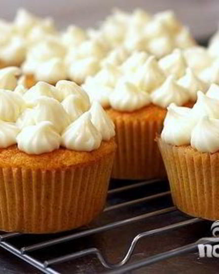 Рецепт морковных маффинов со сливочной глазурью