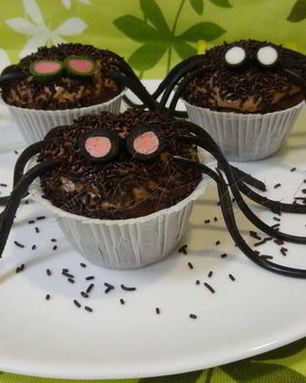 Шоколадные маффины Паучки
