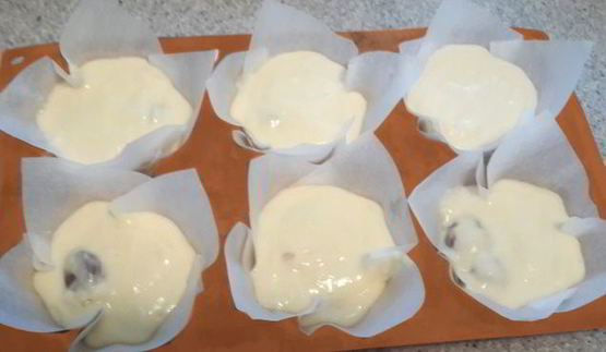 вишневые маффины со сливками