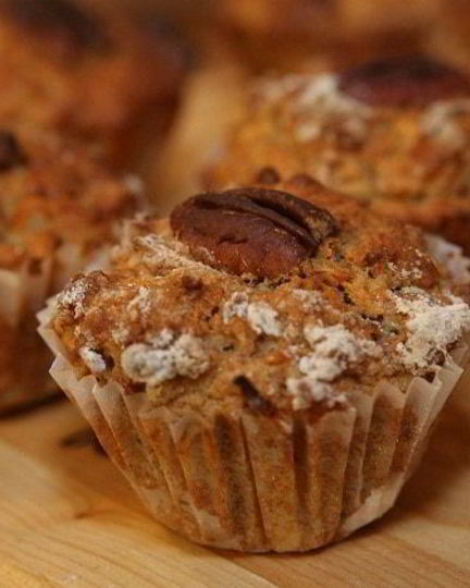 Рецепт яблочных маффинов с орехами пекан