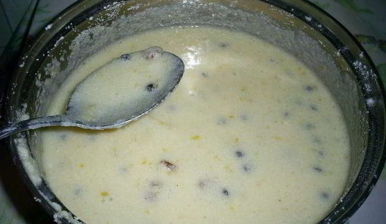 быстрый манник с шоколадом и изюмом