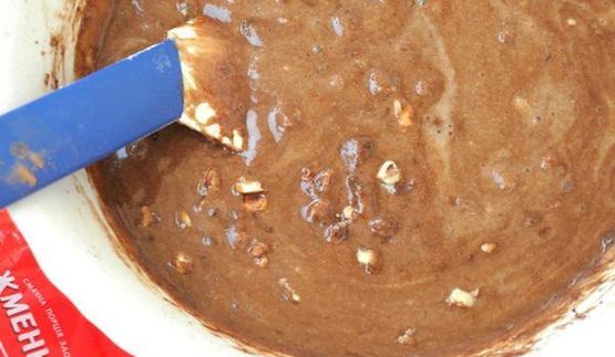 постный шоколадный манник с изюмом