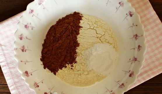 шоколадный манник с халвой