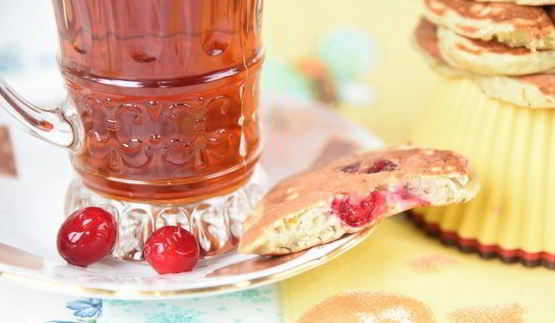 апельсиновые оладьи с клюквой