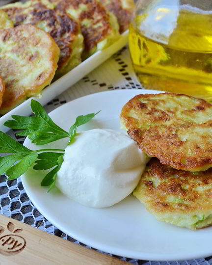 Рецепт быстрых оладий из кабачков