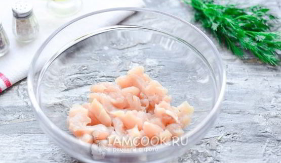 оладьи из куриной грудки с майонезом