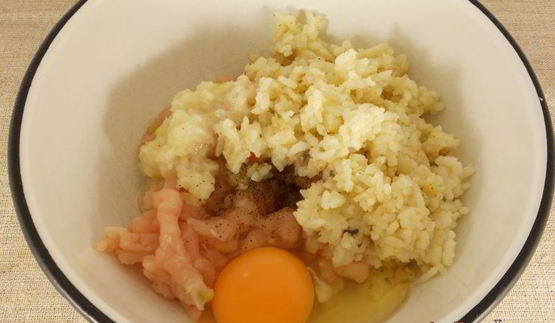 оладьи куриные с рисом