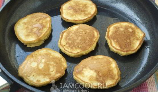 оладьи с грушами