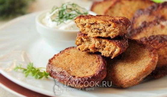 печеночные оладьи из говяжьей печени с морковью