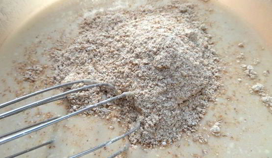 постные оладушки с финиками и бананами