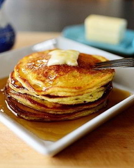 Рецепт пышных оладий на сметане