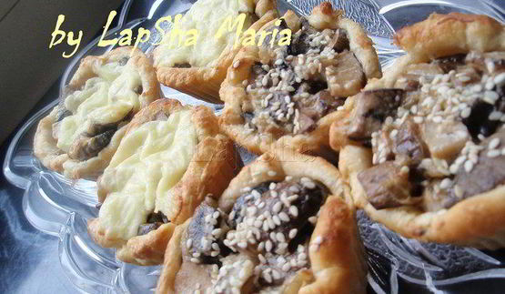 открытые слойки с подосиновиками