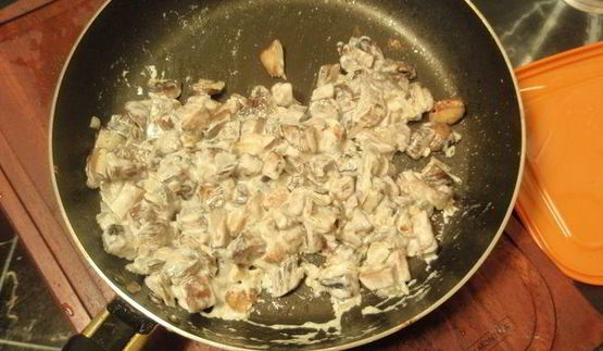 открытые слойки с подосиновиками