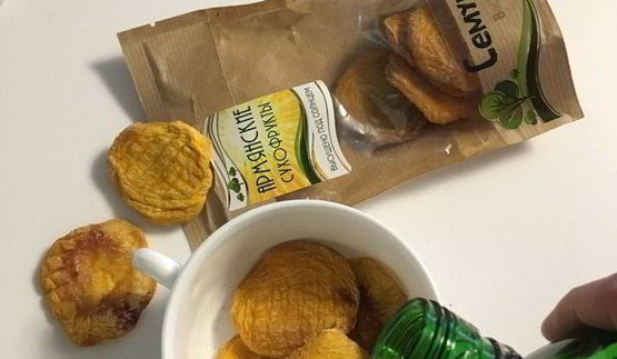 дважды малиновое печенье с персиком