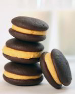 Шоколадное печенье с тыквенной начинкой