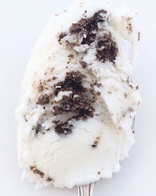 Сливочное мороженое с шоколадным печеньем Oreo