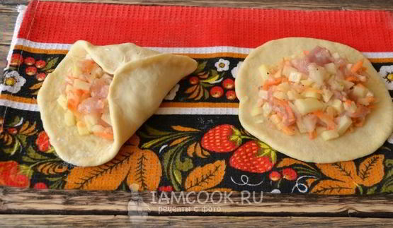 курники с курицей и картошкой на дрожжевом тесте