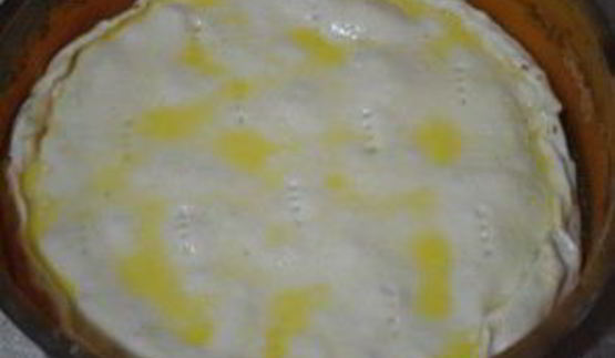 пирог мясной из слоеного теста