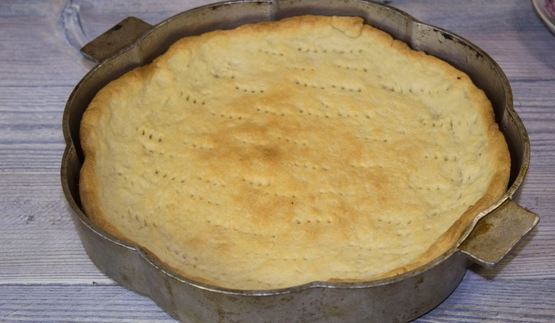 пирог с грибами и сыром