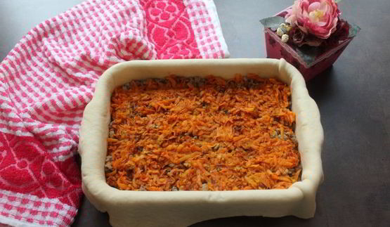 пирог с мясным бульоном