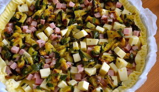 сельский средиземноморский пирог