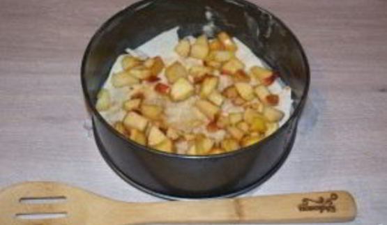 слоеный яблочный пирог