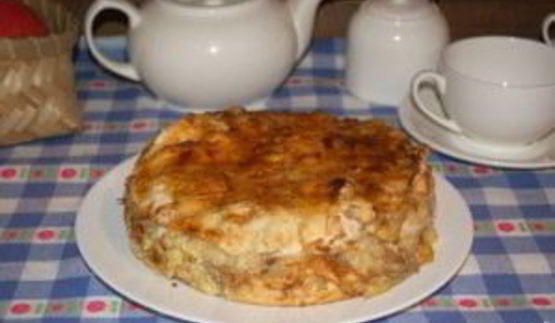 слоеный яблочный пирог