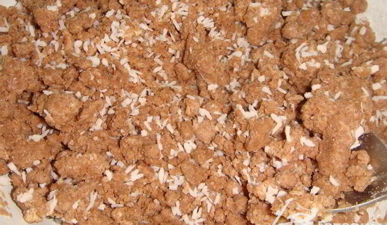 вишнево-шоколадный пирог с рассыпчатой крошкой