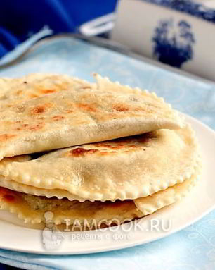 Кутабы с творогом и зеленью