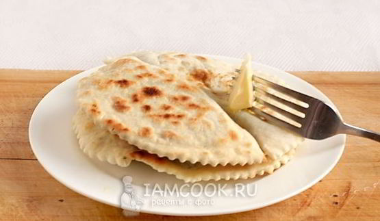 кутабы с творогом и зеленью