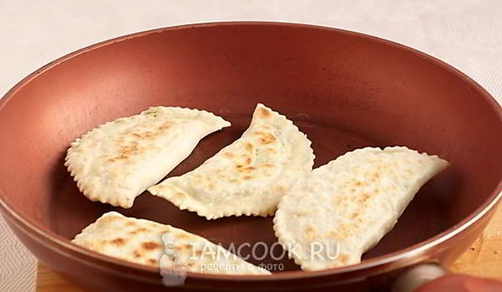 кутабы с творогом и зеленью