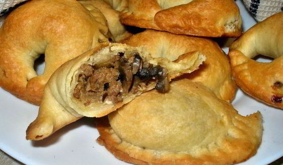 легкие пирожки с курицей и сыром