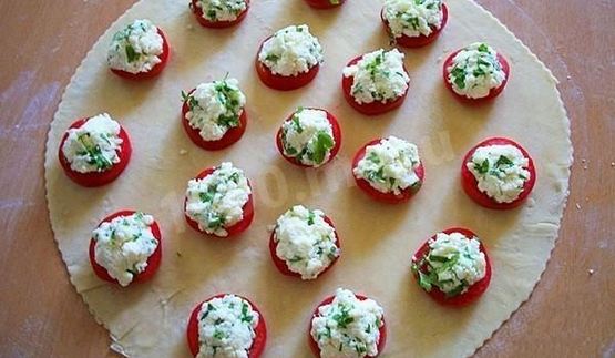 пирожки бомбочки с брынзой