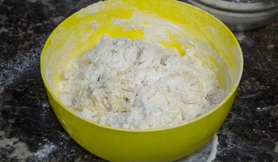 пирожки дрожжевые на воде на сковороде