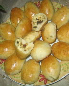 Пирожки с грибами, луком и яйцом