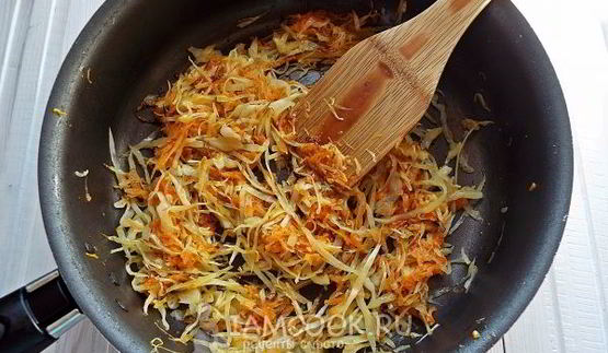 пирожки с капустой и яйцом